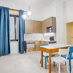 Villino Mari Con Parcheggio Privato Gratuito Гостевой дом Асколи-Пичено