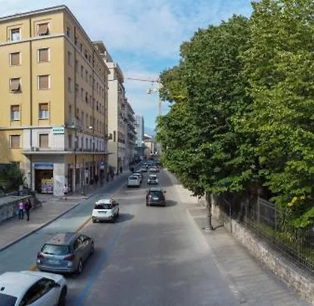 Villino Mari Con Parcheggio Privato Gratuito Guest house